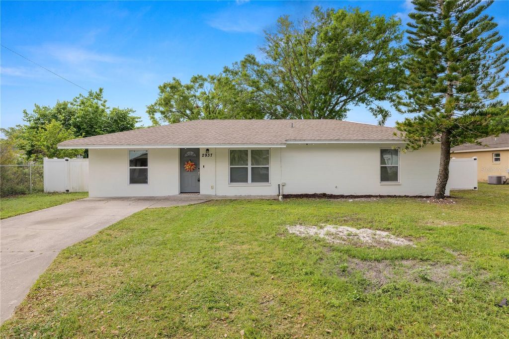 2937 DELROSE DRIVE N, Lakeland, FL 33805