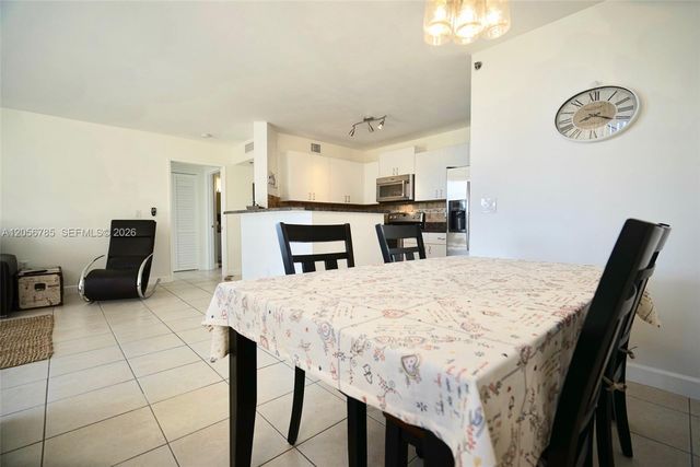19999 E Country Club Drive 1404, Aventura, FL 33180