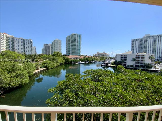 19999 E Country Club Drive 1404, Aventura, FL 33180