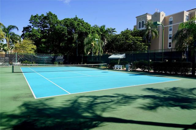 19999 E Country Club Drive 1404, Aventura, FL 33180