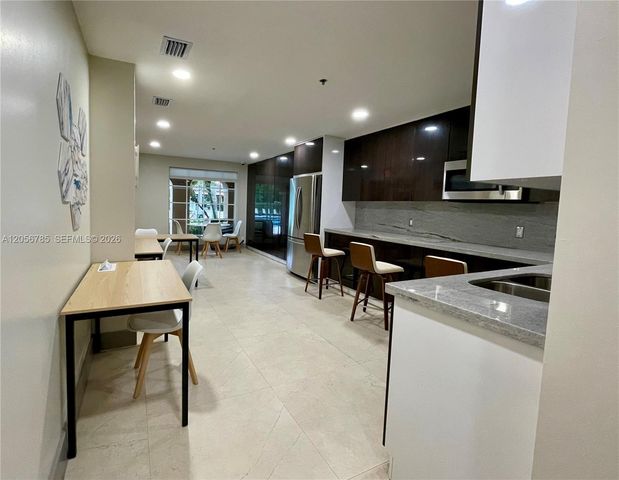 19999 E Country Club Drive 1404, Aventura, FL 33180