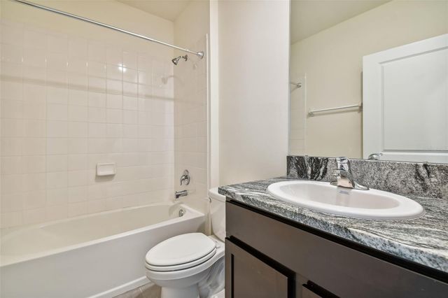 2774 COMMON FIG RUN, Wesley Chapel, FL 33543