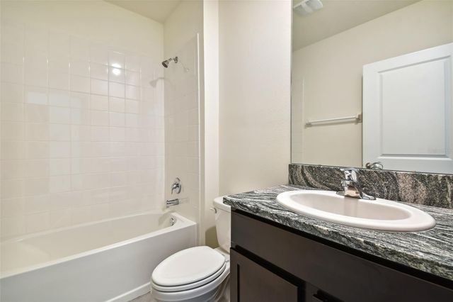 2774 COMMON FIG RUN, Wesley Chapel, FL 33543