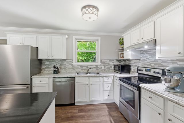 3213 Sennadale Ln, Nashville, TN 37207
