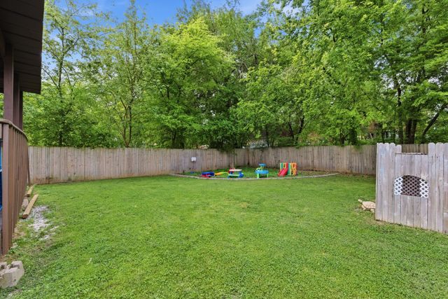 3213 Sennadale Ln, Nashville, TN 37207