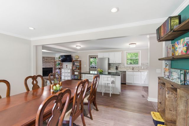 3213 Sennadale Ln, Nashville, TN 37207