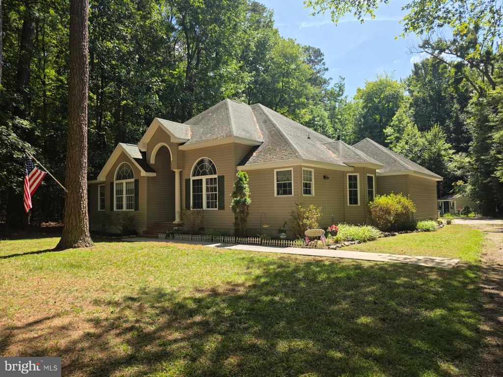 7407 CHERRY WALK RD, Hebron, MD 21830