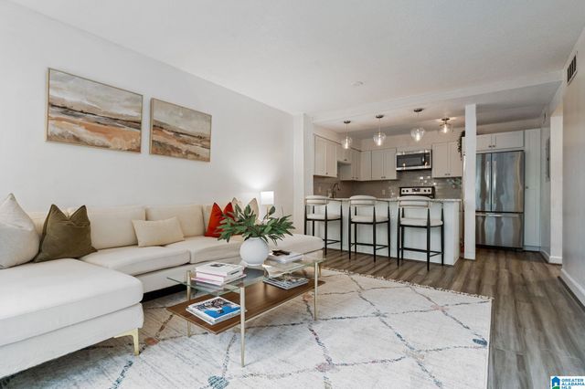 2625 Highland Ave S Apt 411, Birmingham, AL 35205