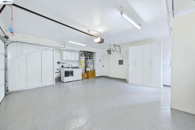 9953 Mangos Dr, San Ramon, CA 94583