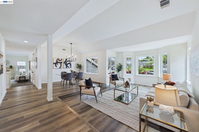 9953 Mangos Dr, San Ramon, CA 94583