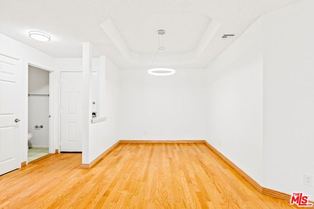 5420 Sylmar Avenue 222, Van Nuys (los Angeles), CA 91401