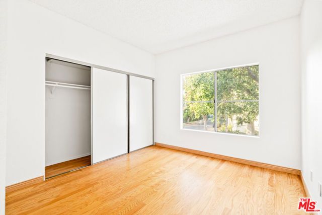 5420 Sylmar Avenue 222, Van Nuys (los Angeles), CA 91401