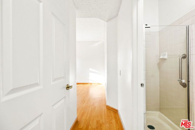 5420 Sylmar Avenue 222, Van Nuys (los Angeles), CA 91401