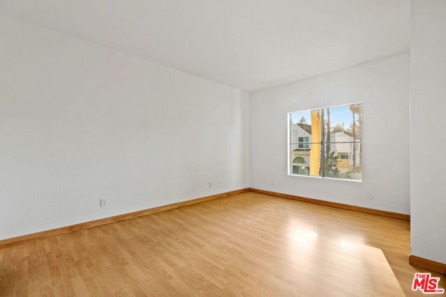 5420 Sylmar Avenue 222, Van Nuys (los Angeles), CA 91401