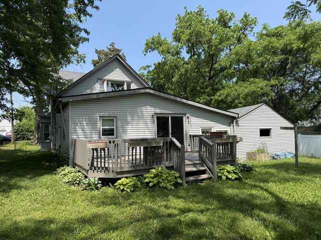 144 E ONTARIO STREET, Omro, WI 54963