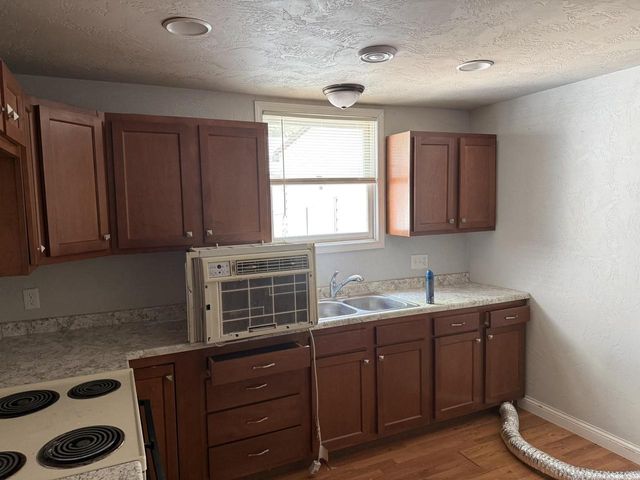 144 E ONTARIO STREET, Omro, WI 54963