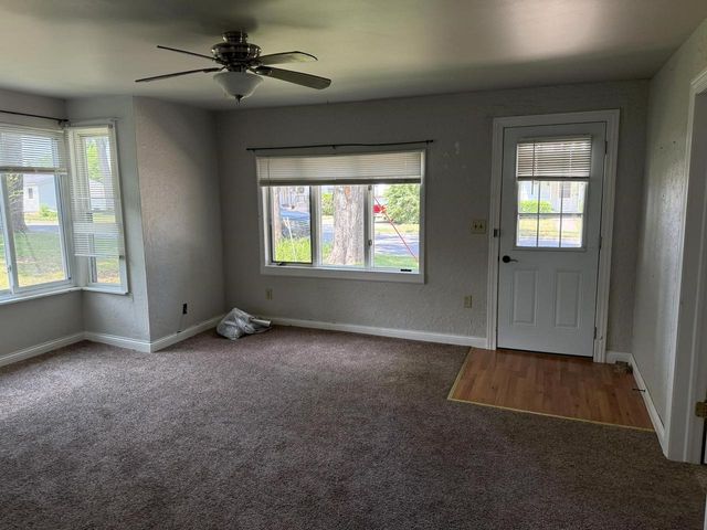 144 E ONTARIO STREET, Omro, WI 54963