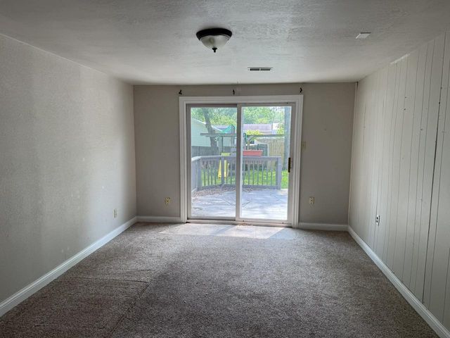 144 E ONTARIO STREET, Omro, WI 54963