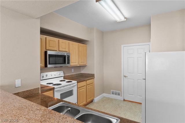 8000 Badura Avenue 1020, Las Vegas, NV 89113