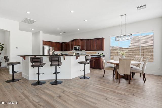 7037 S TROPHY Lane, Gilbert, AZ 85298