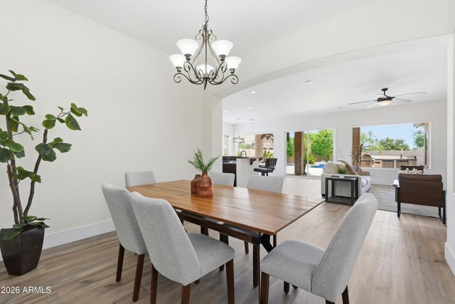 7037 S TROPHY Lane, Gilbert, AZ 85298