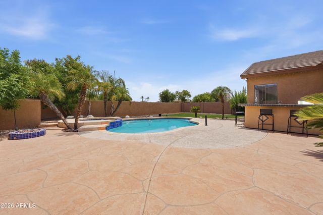 7037 S TROPHY Lane, Gilbert, AZ 85298