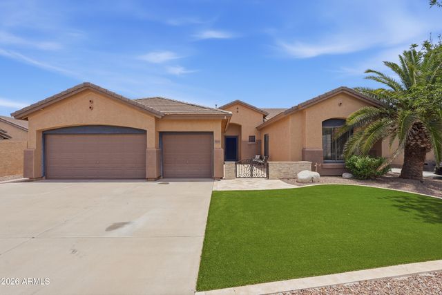 7037 S TROPHY Lane, Gilbert, AZ 85298