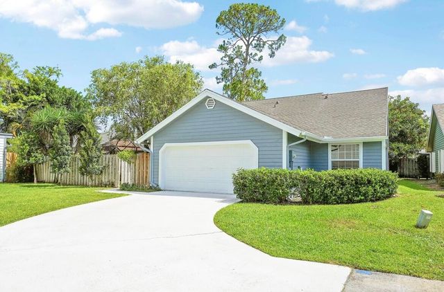 12625 Timber Ridge Circle, Wellington, FL 33414