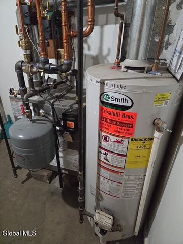 37 Briar Avenue, Albany, NY 12203