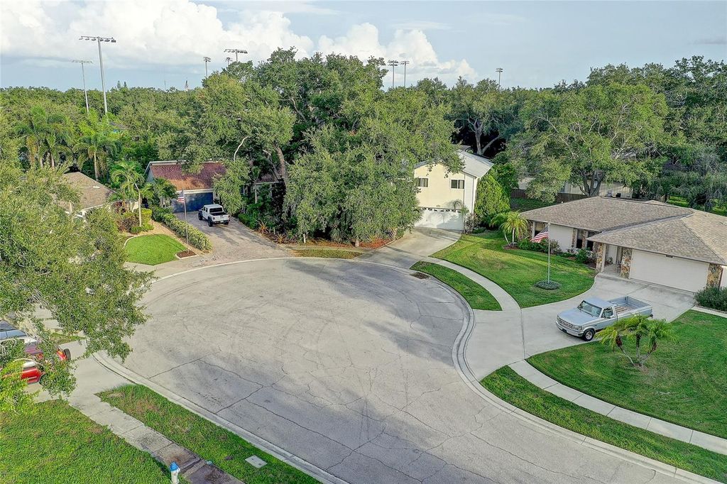 Image 2 of property listing at 4505 33RD AVENUE W, Bradenton, FL 34209