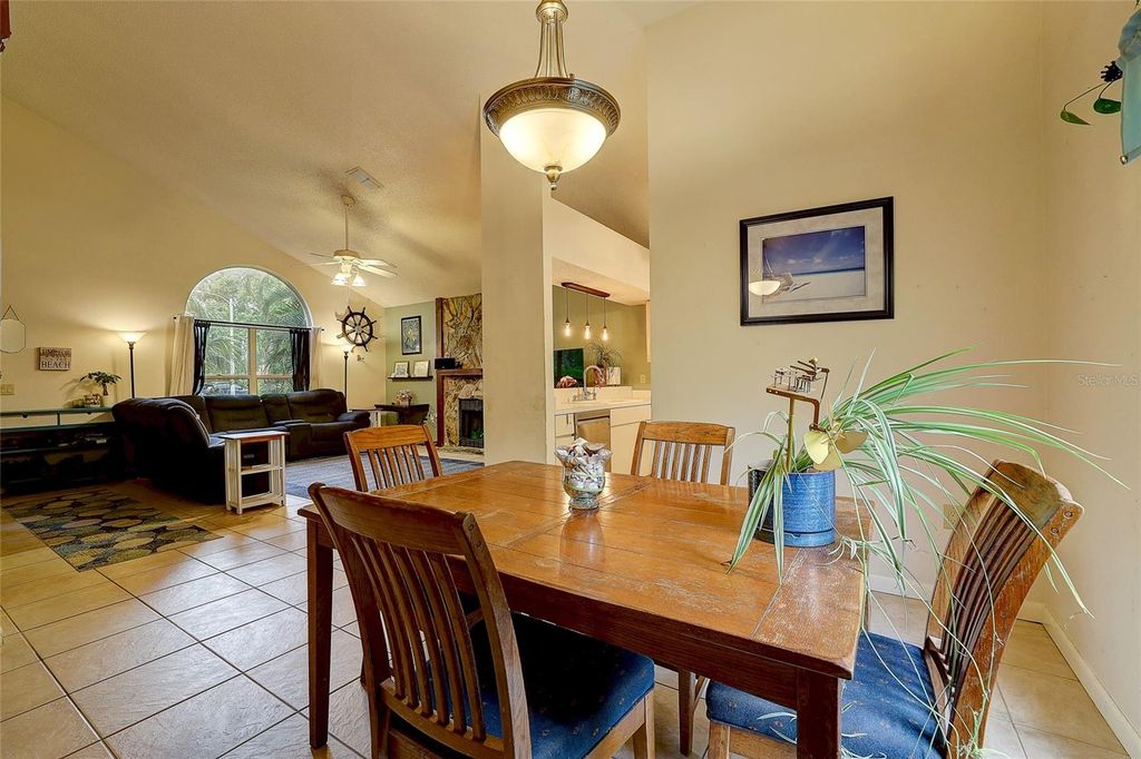 Image 16 of property listing at 4505 33RD AVENUE W, Bradenton, FL 34209