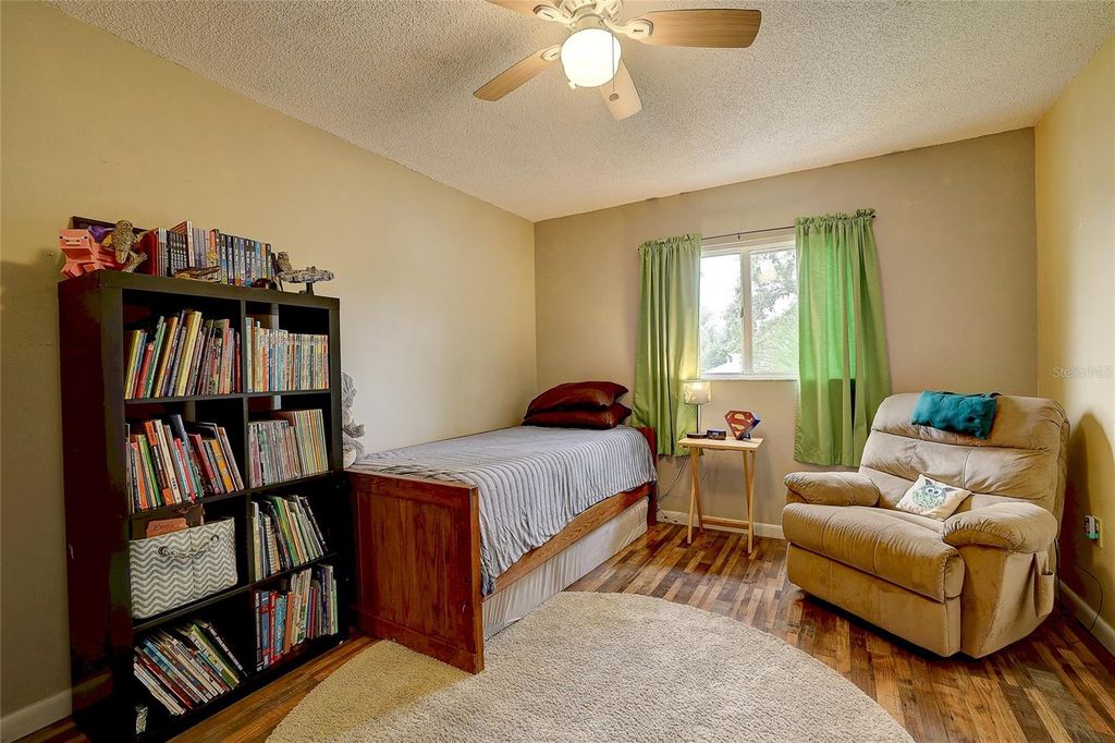 Image 26 of property listing at 4505 33RD AVENUE W, Bradenton, FL 34209