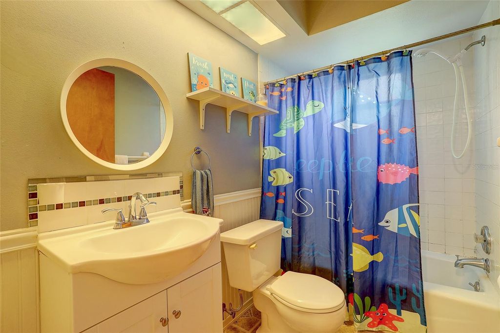 Image 27 of property listing at 4505 33RD AVENUE W, Bradenton, FL 34209