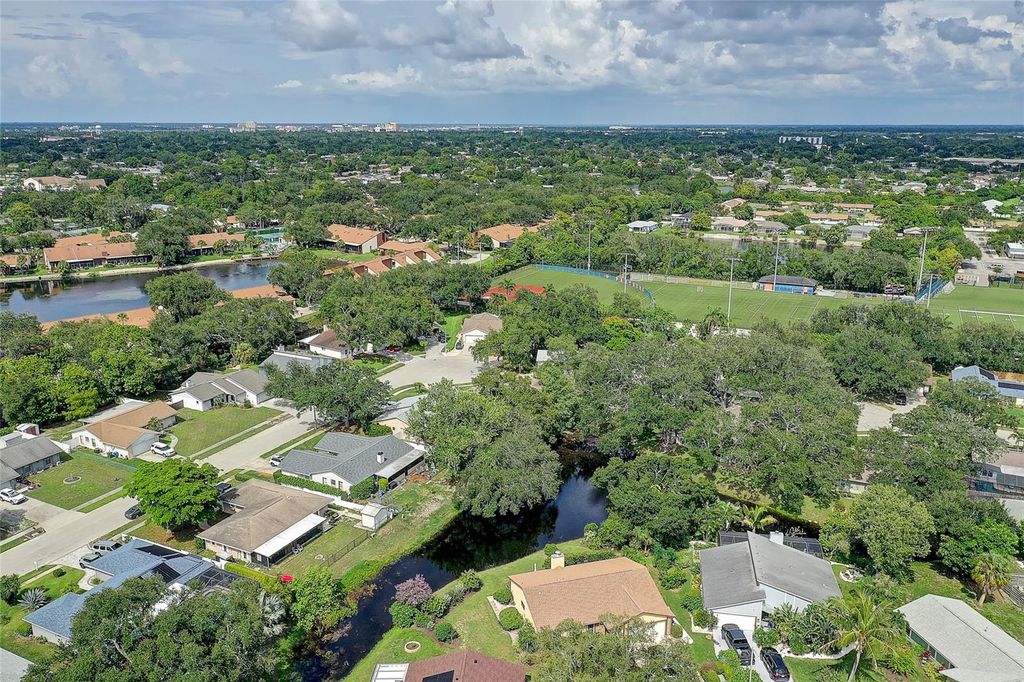 Image 49 of property listing at 4505 33RD AVENUE W, Bradenton, FL 34209