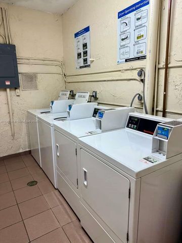 4855 NW 7th St 409-6, Miami, FL 33126