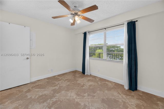 1401 SW 128th Ter 405H, Pembroke Pines, FL 33027