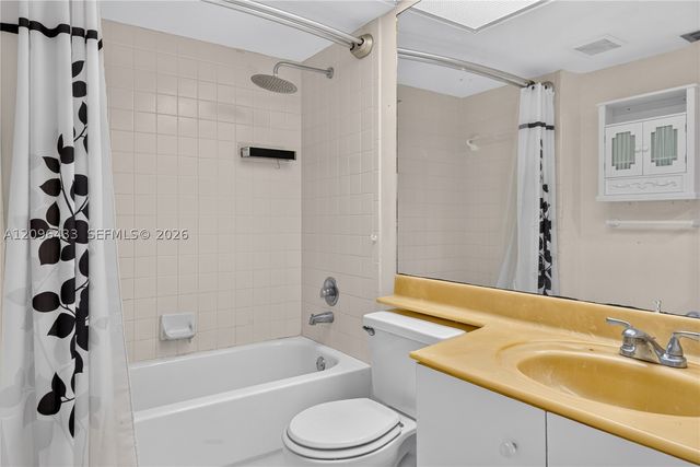 1401 SW 128th Ter 405H, Pembroke Pines, FL 33027
