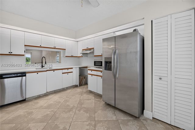 1401 SW 128th Ter 405H, Pembroke Pines, FL 33027