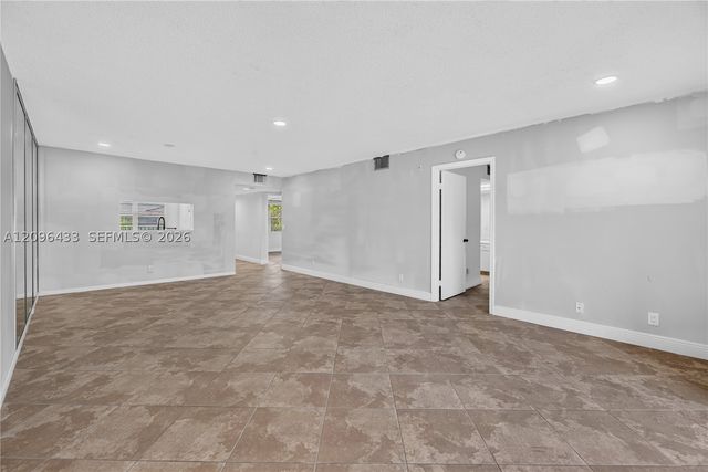 1401 SW 128th Ter 405H, Pembroke Pines, FL 33027