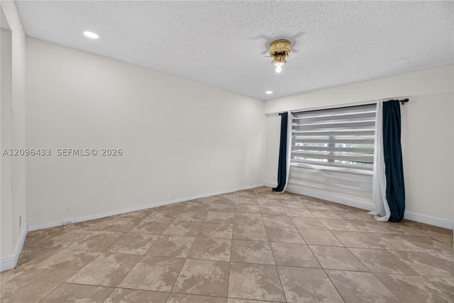 1401 SW 128th Ter 405H, Pembroke Pines, FL 33027