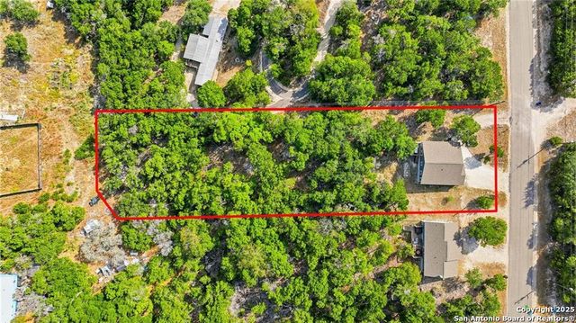 5465 Chimney Rock, Canyon Lake, TX 78133