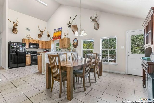 5465 Chimney Rock, Canyon Lake, TX 78133