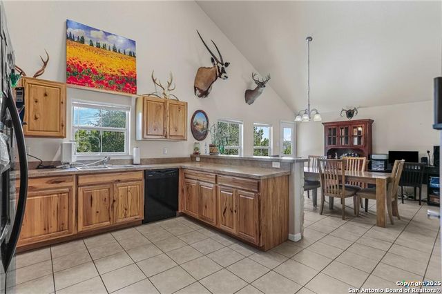 5465 Chimney Rock, Canyon Lake, TX 78133