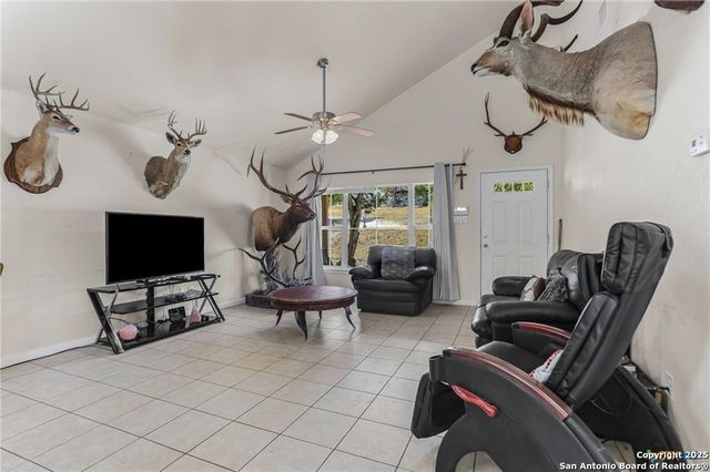 5465 Chimney Rock, Canyon Lake, TX 78133