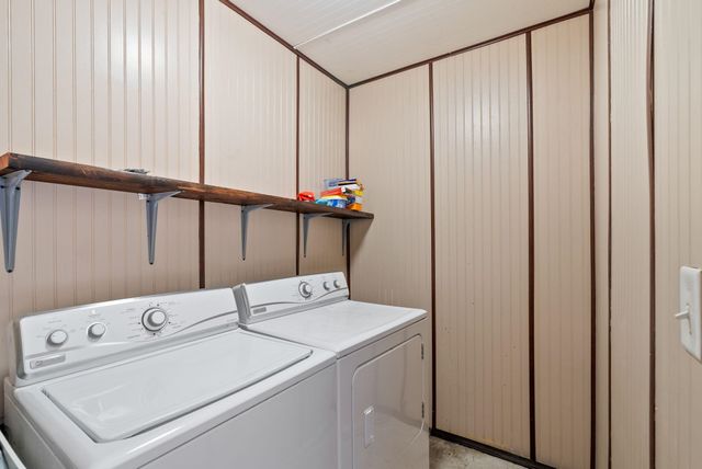 724 E Joshua Dr, Medical Lake, WA 99022