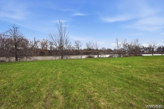 4238 Tonawanda Creek Road, Pendleton, NY 14120