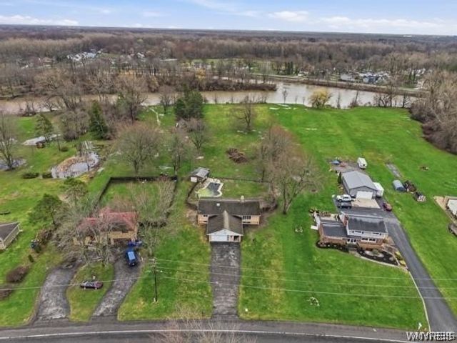 4238 Tonawanda Creek Road, Pendleton, NY 14120