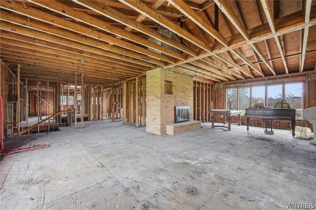4238 Tonawanda Creek Road, Pendleton, NY 14120