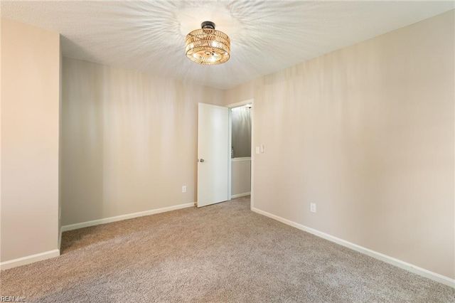 134 Castilian DR, Virginia Beach, VA 23462