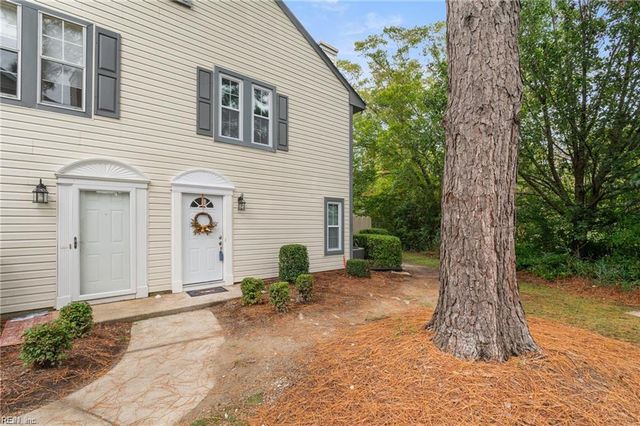 134 Castilian DR, Virginia Beach, VA 23462